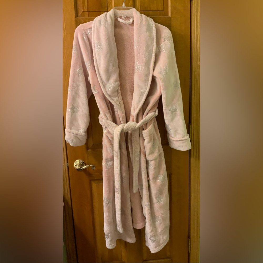 Sonoma Fuzzy Pink Robe with Silver Stars Large